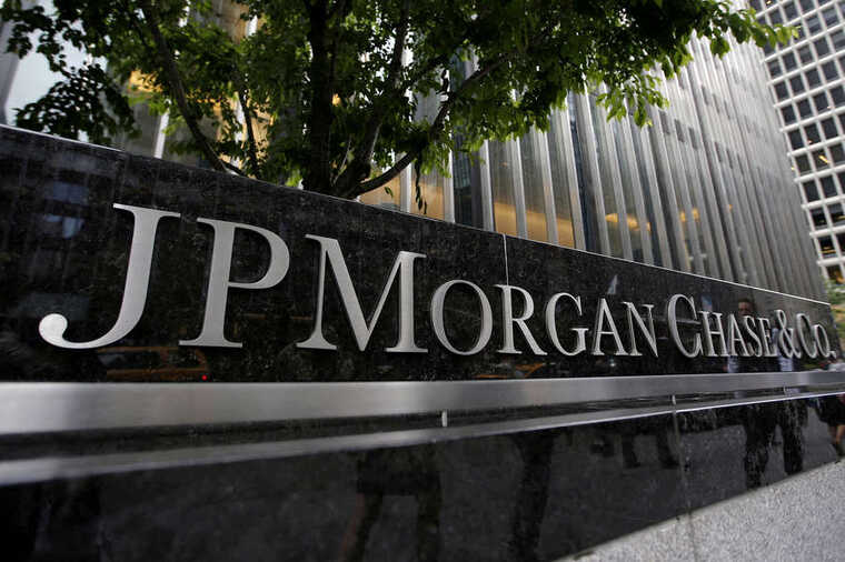 JPMorgan повышает прогноз вероятности рецессии в США до 35%, но снижает ожидания по процентным ставкам