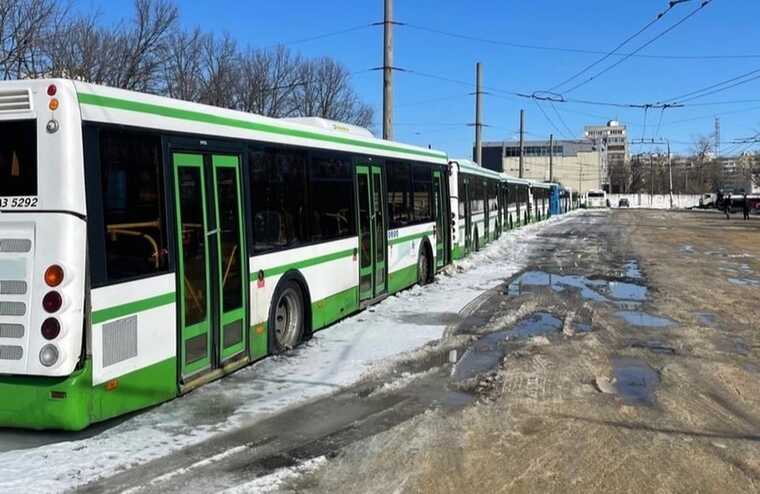 В Орле завершено расследование дела против бывших руководителей автобусного предприятия