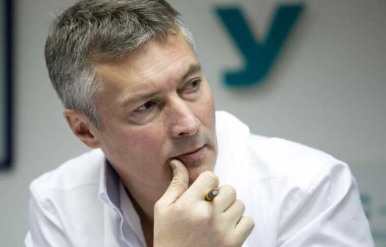 Суд в Екатеринбурге не стал рассматривать иск «Фонда Ройзмана» к Минюсту