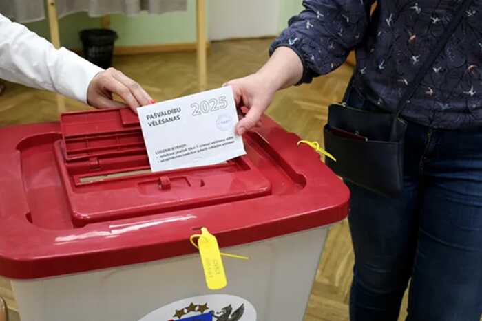 Новая система электронного сканирования бюллетеней привела к хаосу на муниципальных выборах